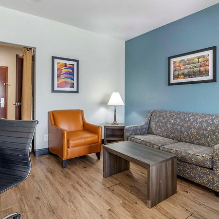 Best Western Plus Victoria Inn & Suites Kültér fotó