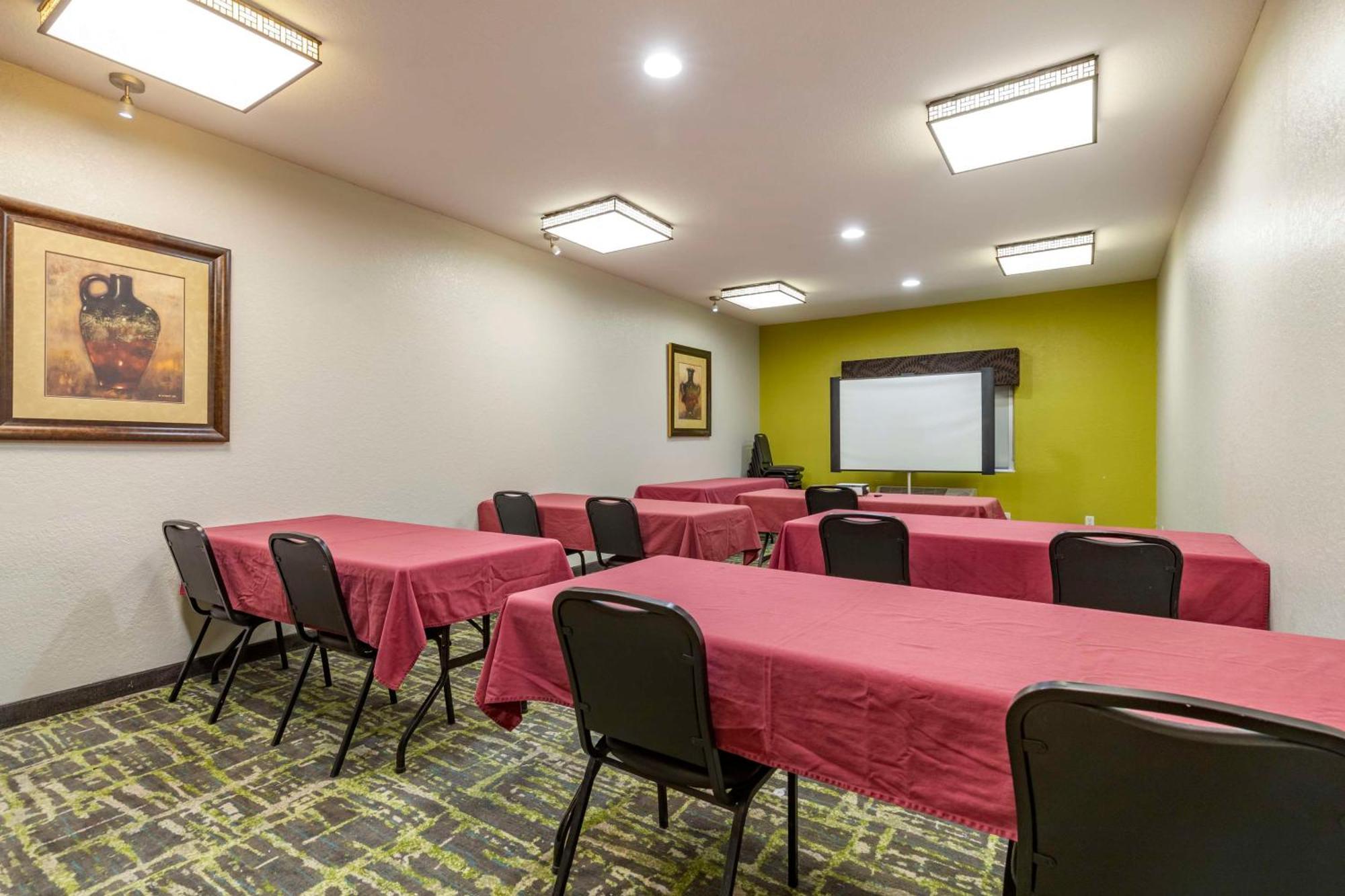 Best Western Plus Victoria Inn & Suites Kültér fotó